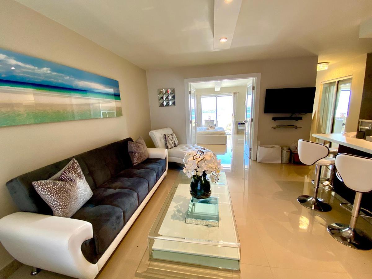 Premium Modern Waterfront Apartment With Miami Skyline View On The Bay 5 Mins Drive To Miami Beach With Free Parking المظهر الخارجي الصورة